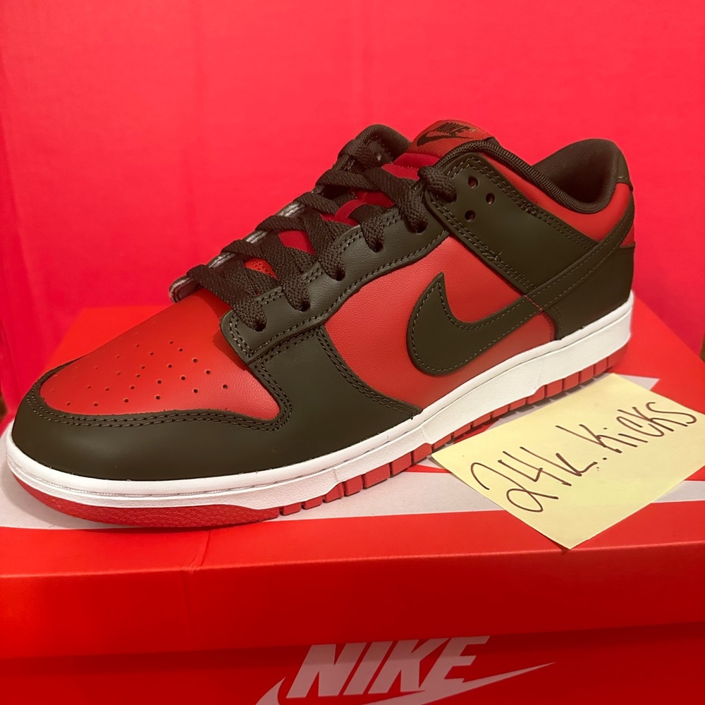 Nike Dunk Low “Mystic Red”